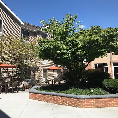 Hampton Inn & Suites Bethlehem Exterior photo