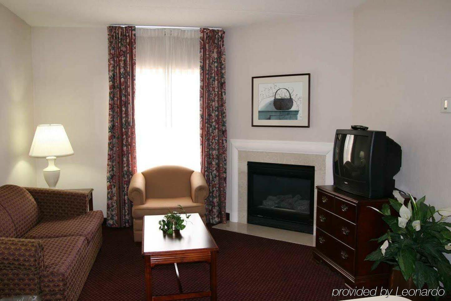 Hampton Inn & Suites Bethlehem Exterior photo